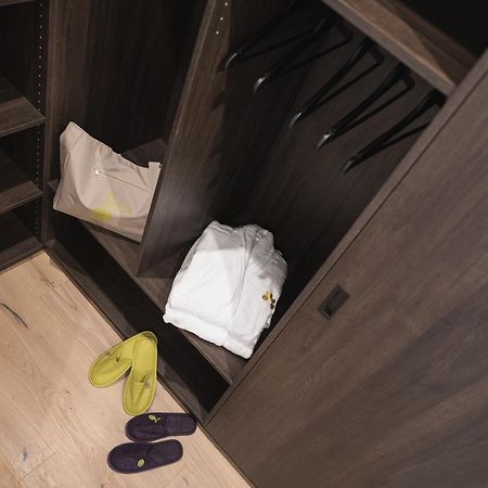 Oliven- & Genusshotel Hirzer Скена Номер фото